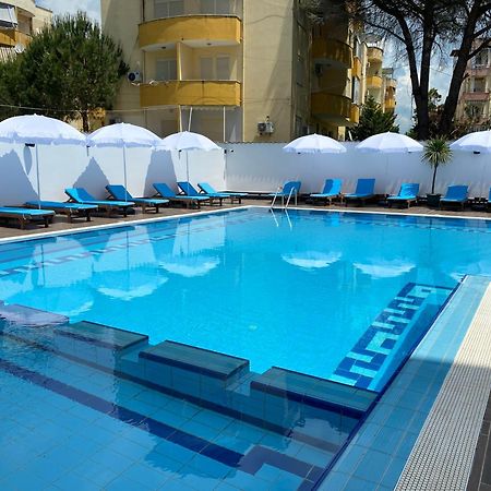 Atrium Deluxe Resort Голем Екстериор снимка