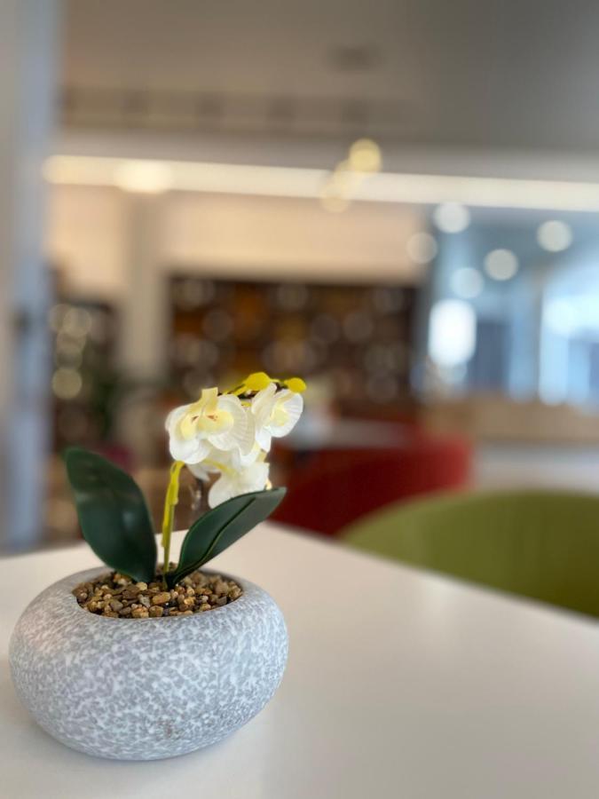 Atrium Deluxe Resort Голем Екстериор снимка